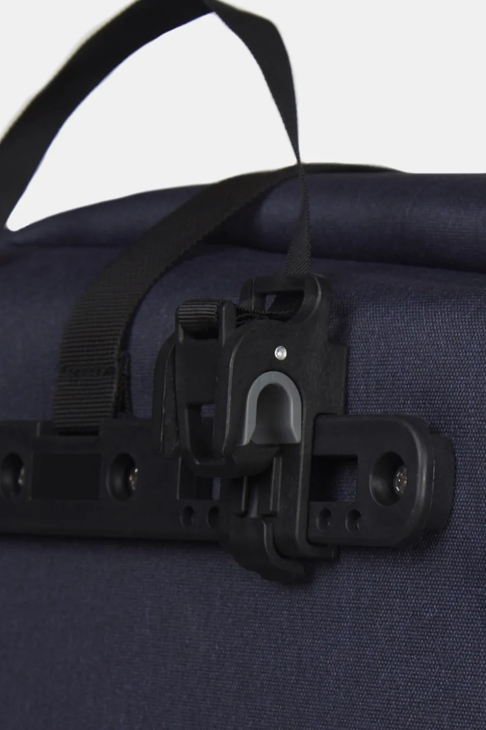 Ayacucho Laatu Pannier Met Laptopvak Fietstas Achter