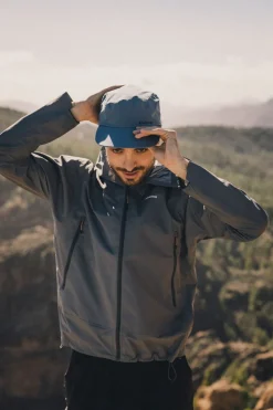 Ayacucho Mountain Waterproof Pet