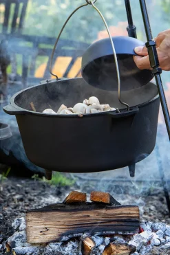 Bo-Camp Dutch Oven 9QT Pan