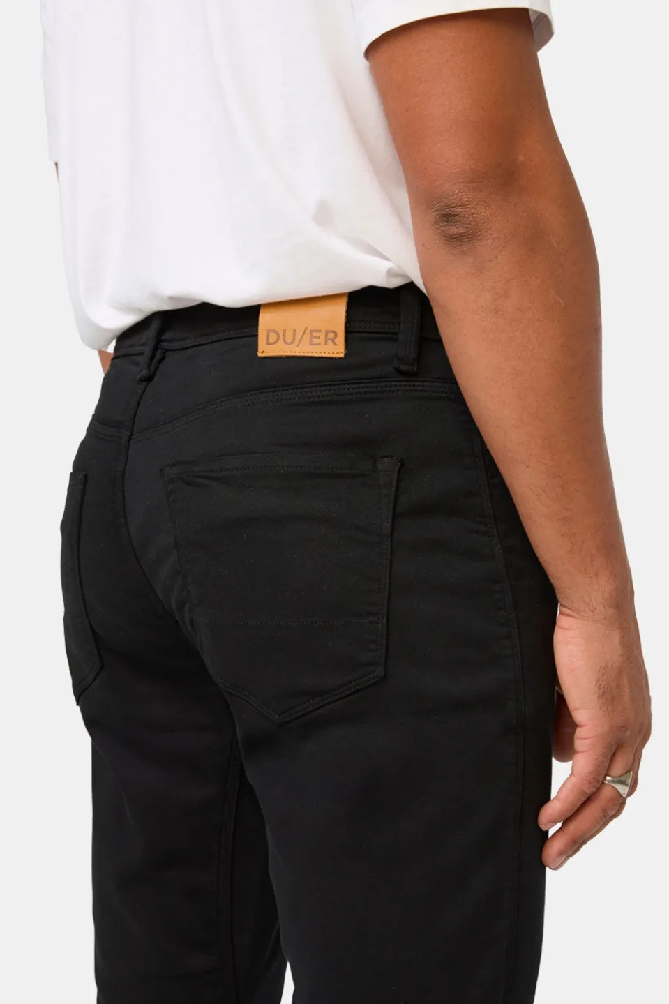 Duer No Sweat Relaxed Taper Broek