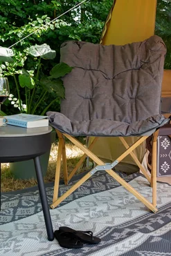 Human Comfort Human Comfort Yzeron Lounge Chair