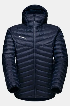 Mammut Albula In Hooded Isolatiejas
