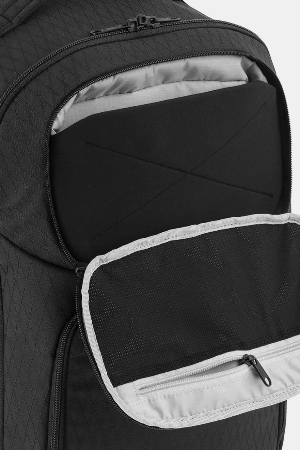 Nomad Transfer 38 Reistas