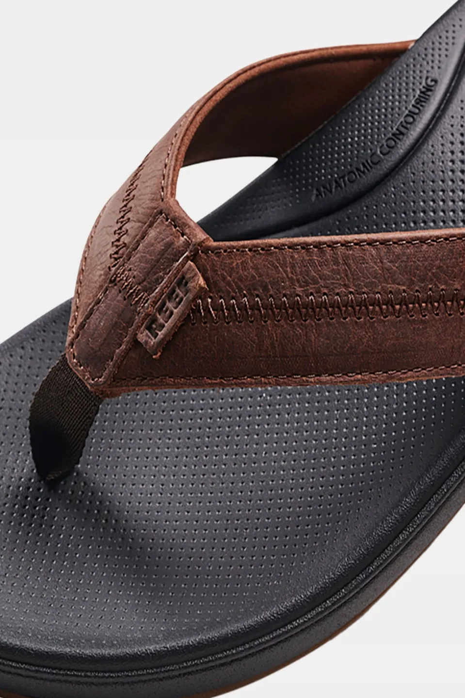 Reef Cushion Phantom 2.0 Le Slipper